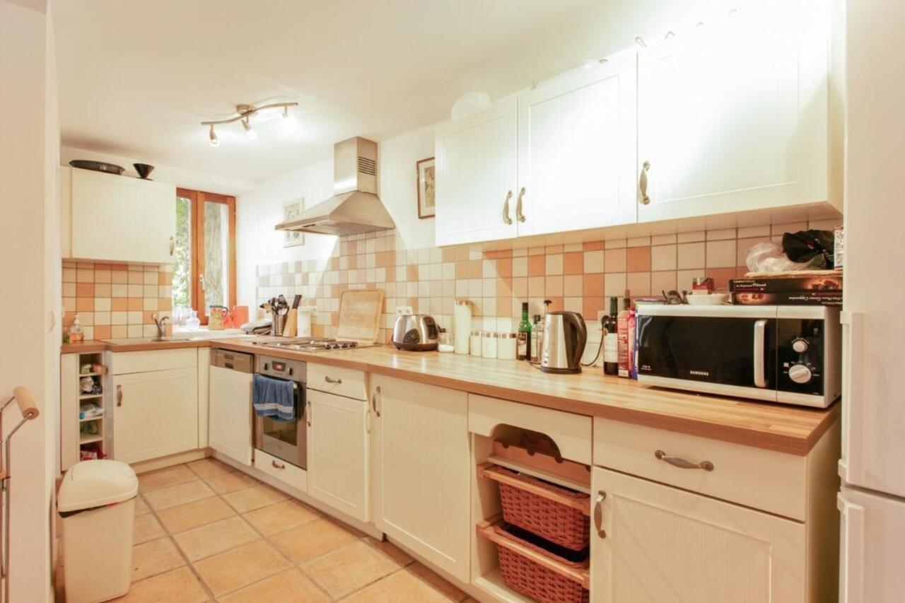 Charming And Quaint 2-Bed House In Marseillan Villa Exterior photo